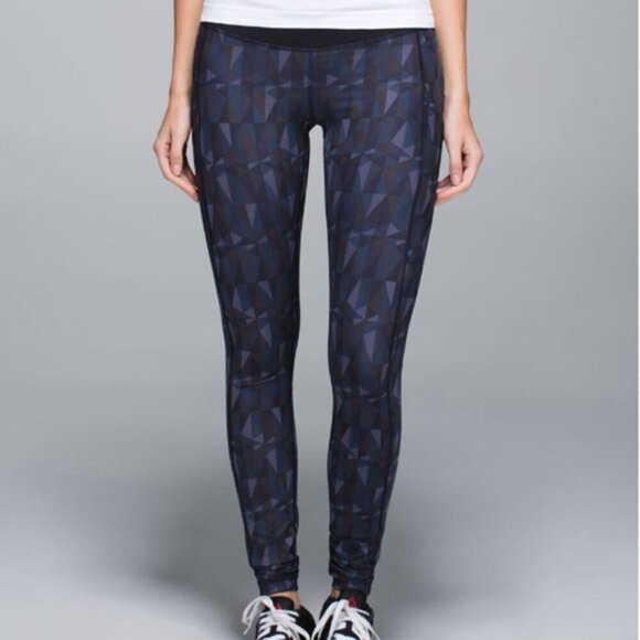 Lululemon Speed Tight II Full-On Luxtreme Stained Glass Love Nightfall 4 - Picture 10 of 10